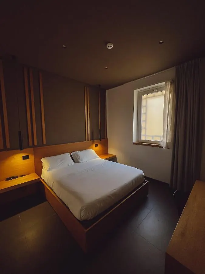 ***  Central Lodge Hotel Rome Italy